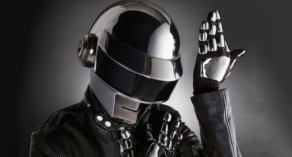 O Thomas Bangalter των Daft Punk βάζει την πινελιά του στο νέο άλμπουμ των Phoenix με τίτλο Alpha Zulu