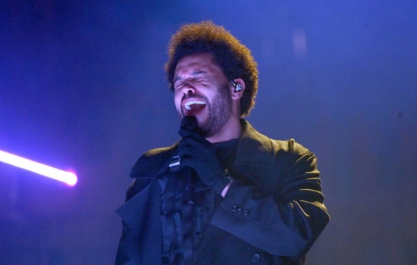 Ο The Weeknd ανακοίνωσε ότι θα έχει νέα μουσική στο sequel της ταινίας Avatar 